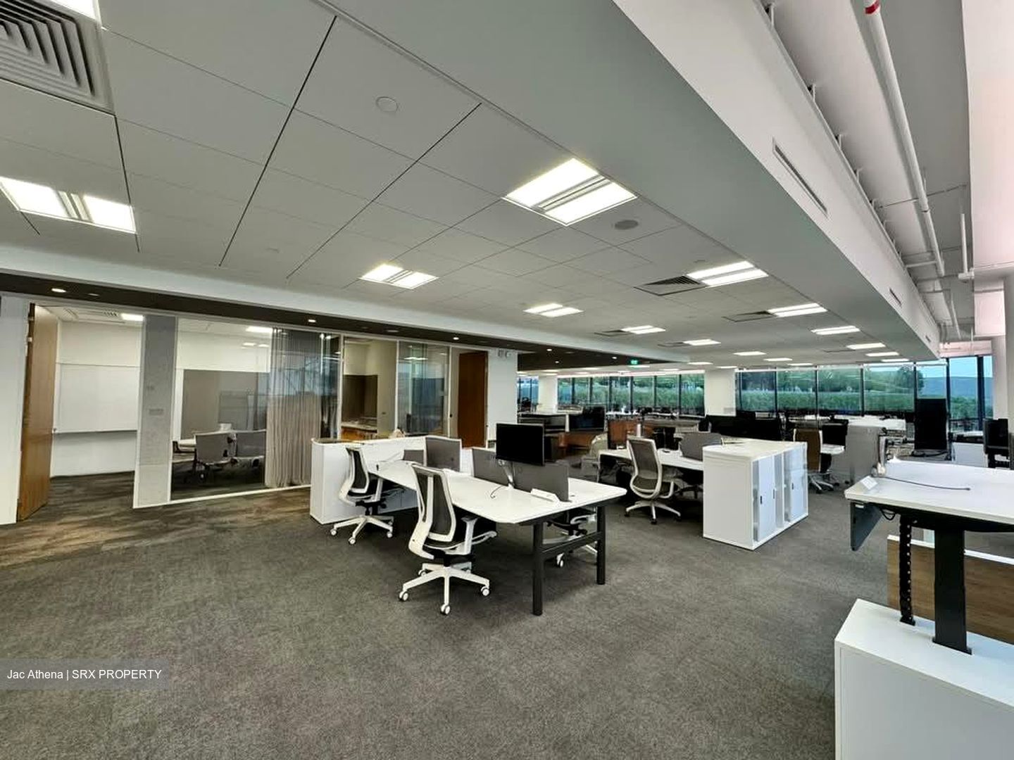 Woods Square (D25), Office #563994151